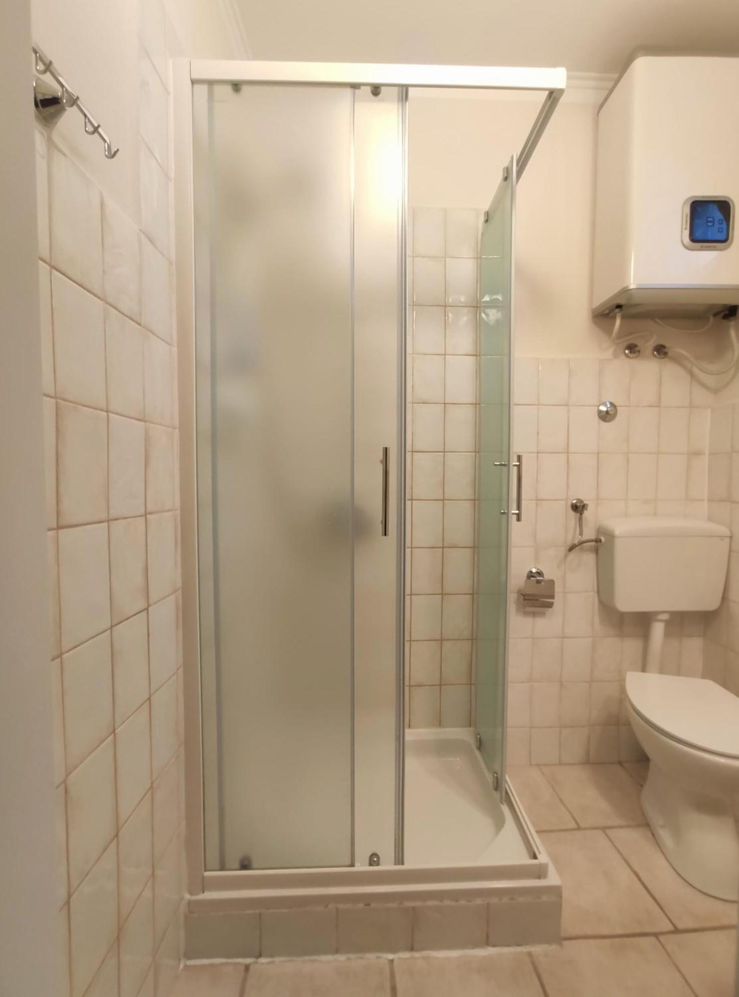 Apartment Karuzz 2 Zara Esterno foto